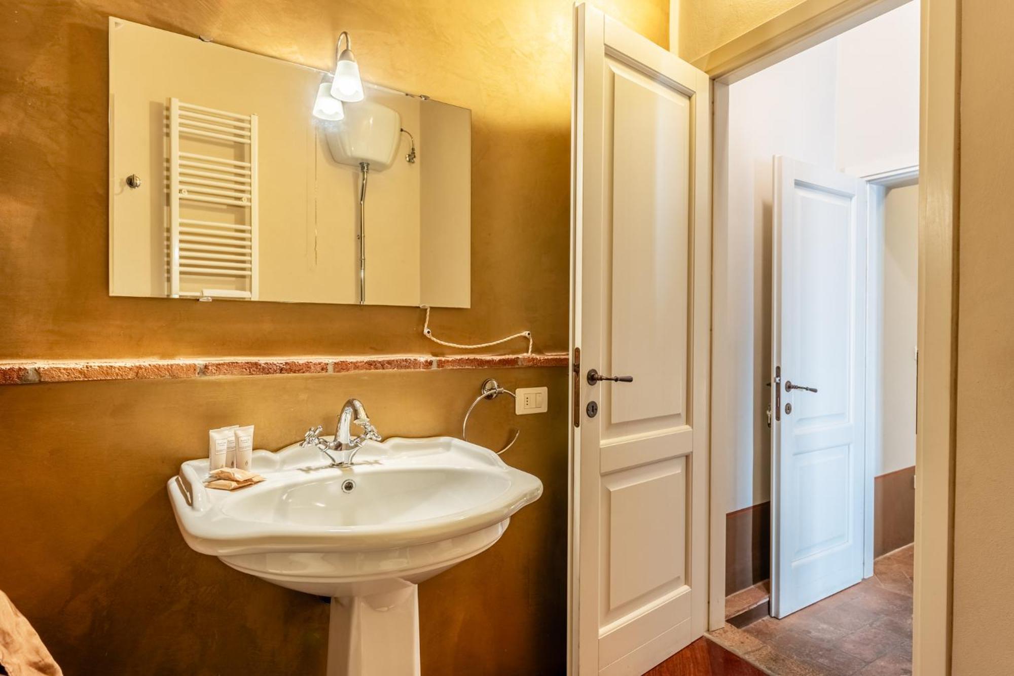 Anfiteatro Luxury Rooms - Affitti Brevi Italia Lucca Exterior foto