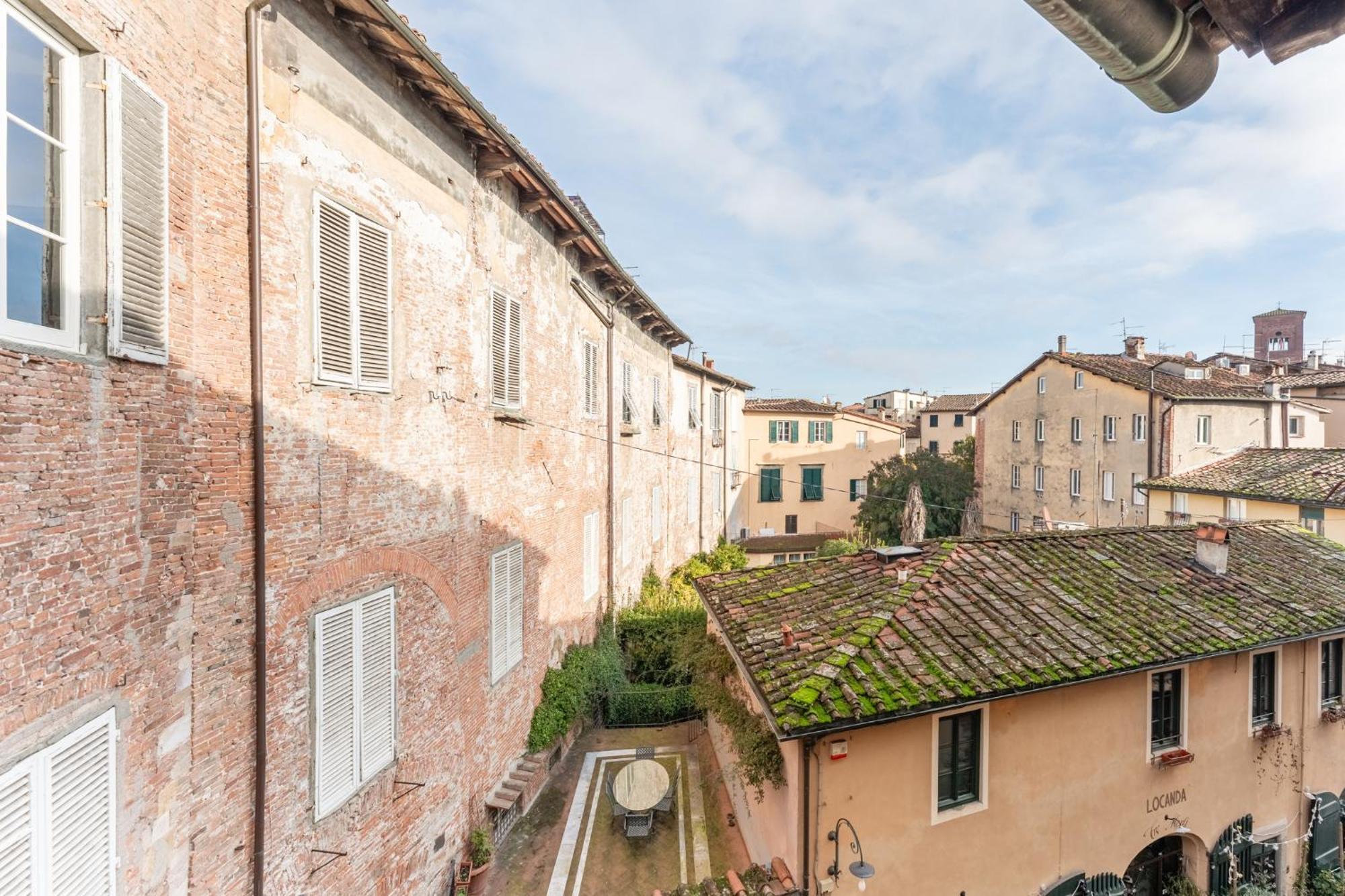 Anfiteatro Luxury Rooms - Affitti Brevi Italia Lucca Exterior foto